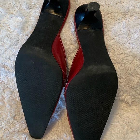 Nine West Red Mule shoe size 6M - Picture 5 of 6